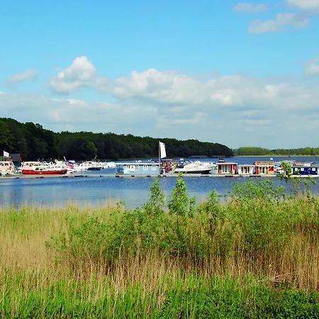 Grosszuegiges Xxl Reihenhaus Mit Wlan In Prázdninový dům Buchholz (Mecklenburg-Vorpommern)